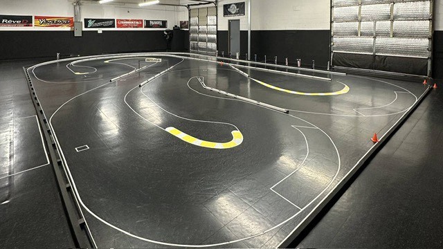 {Rolling Garage RC Drift Circuit?}